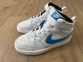 Nike Court Borough Mid 2 Gr. 33.5 NEU