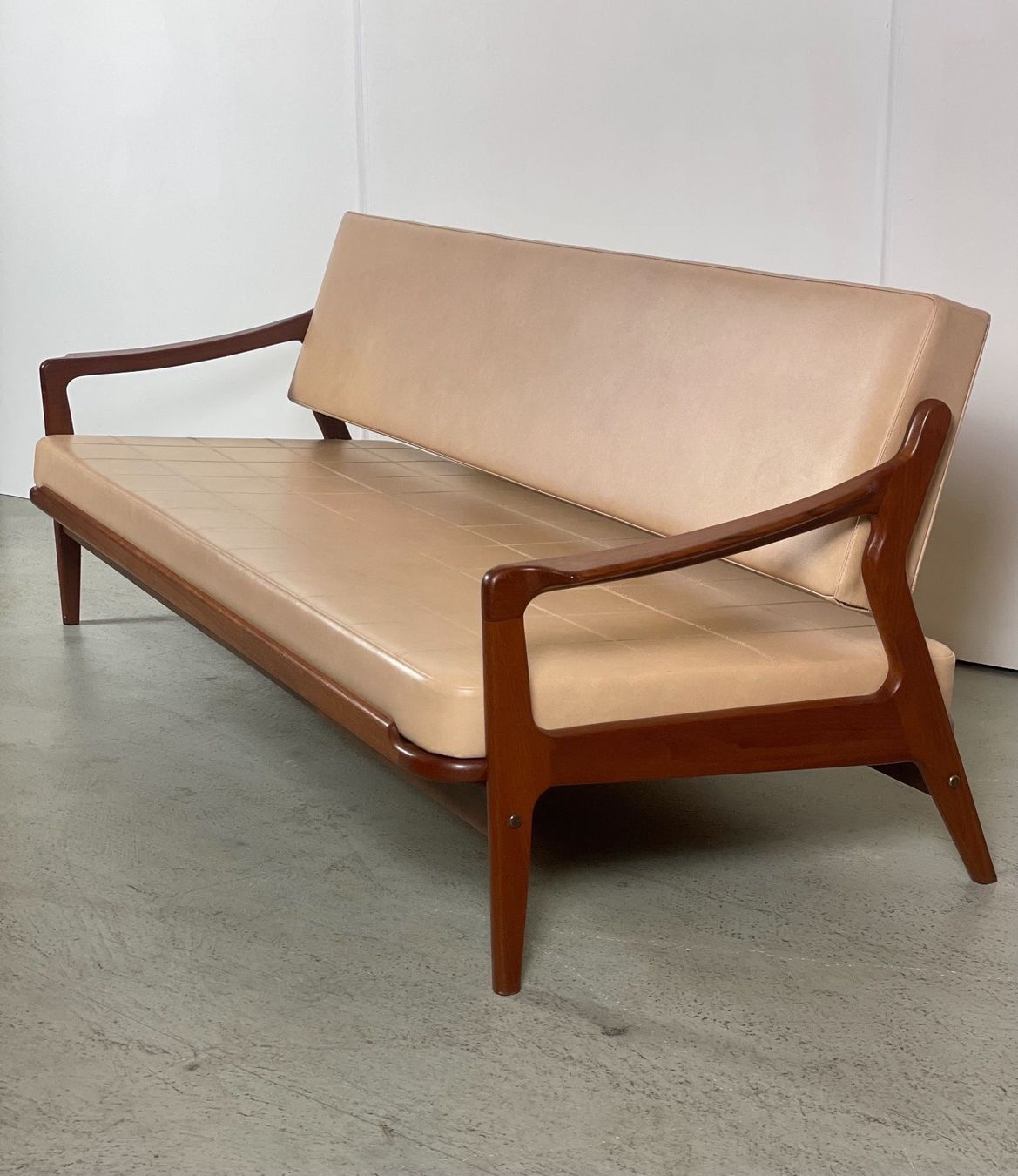 Sofas: Teak Daybed Arne Wahl Iversen – Gebraucht aus Basel von MidMod20C 7