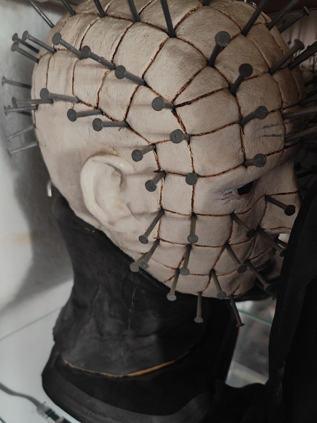 Statuette: Buste Pinhead Hellraiser – Usato da Torny le Grand venduto da Bibikounette 1