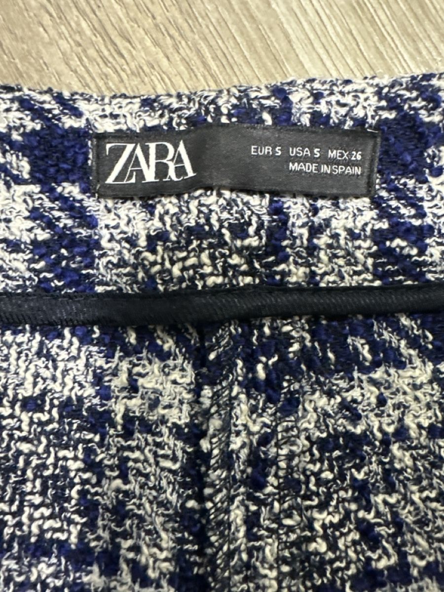 Zara Pantalons: Zara schorts  – D'occasion à Oberentfelden par ulli03 1