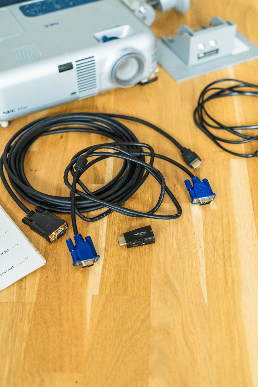 Nec Videoprojektoren: Beamer NEC VT560 LCD – Gebraucht aus Ostermundigen von jer_5qfg 1