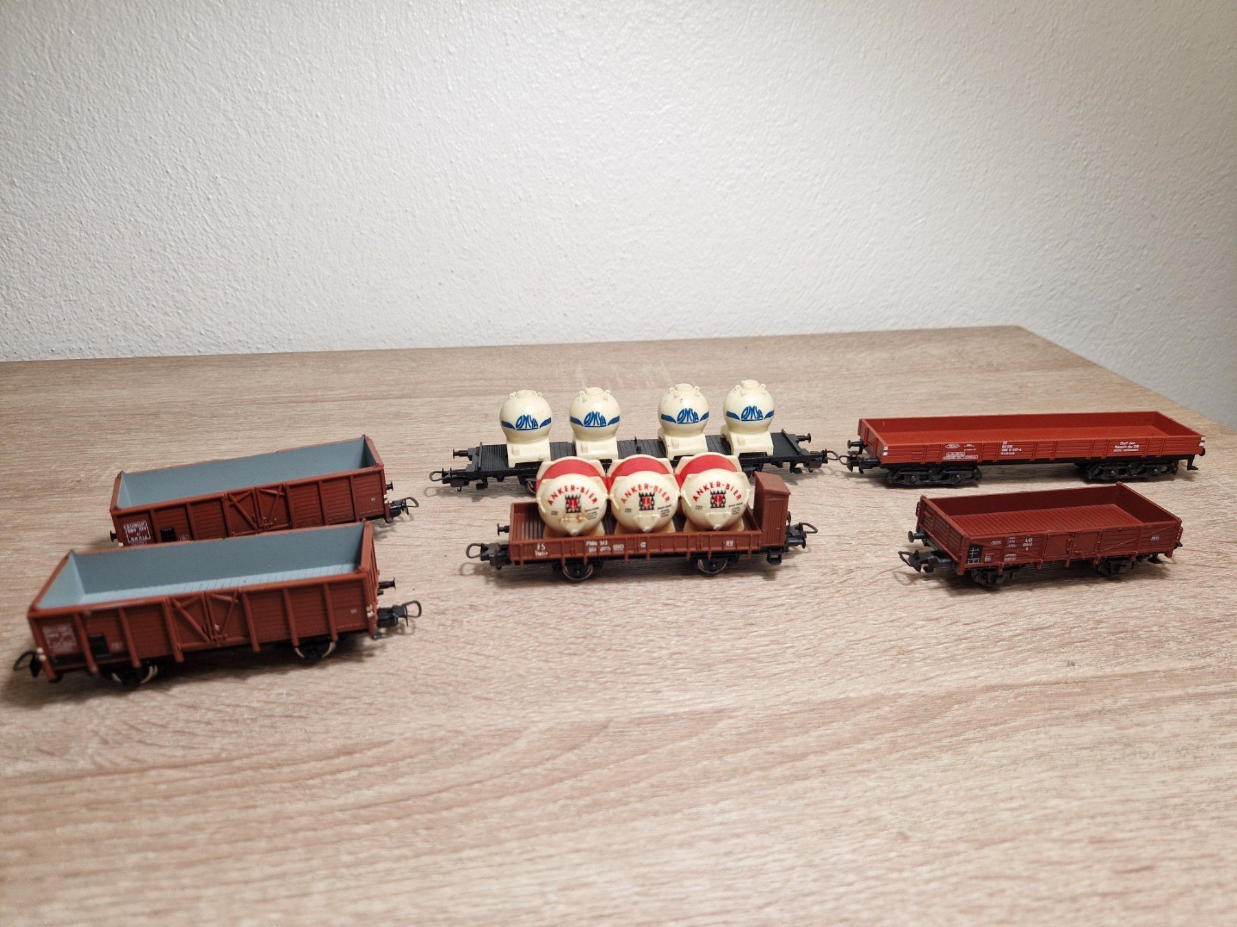Märklin Modellini di ferrovie: 6 x Güterwagen H0 (P) – Usato da St-Aubin-Sauges venduto da Lo_Go