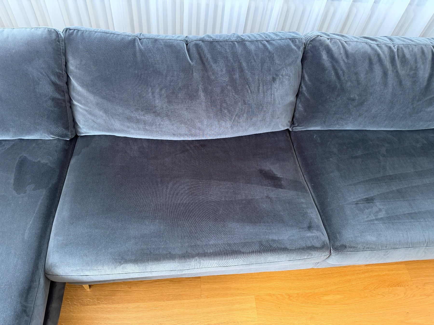 Sofacompany Divani: Blaues Sofa mit Samtbezug von der Sofacompany – Usato da Berikon venduto da espryte 4