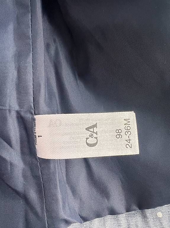 Giacche & Cappotti: Mädchen Jacke Grösse 98 C&A  – Usato da Thal venduto da maesi86 2
