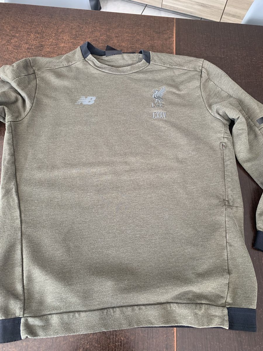 New Balance Pulls & Sweat-shirts: Pull new balance taille M – D'occasion à Domdidier par qatar1973 1