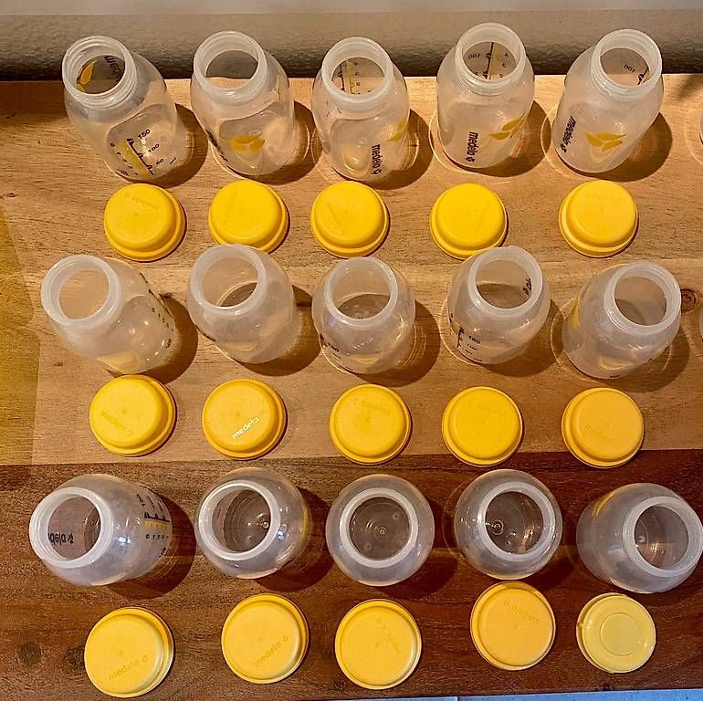 Contenitori & Simili: MEDELA MILCHFLASCHEN – Usato da Grosshöchstetten venduto da dar_ld6r 3