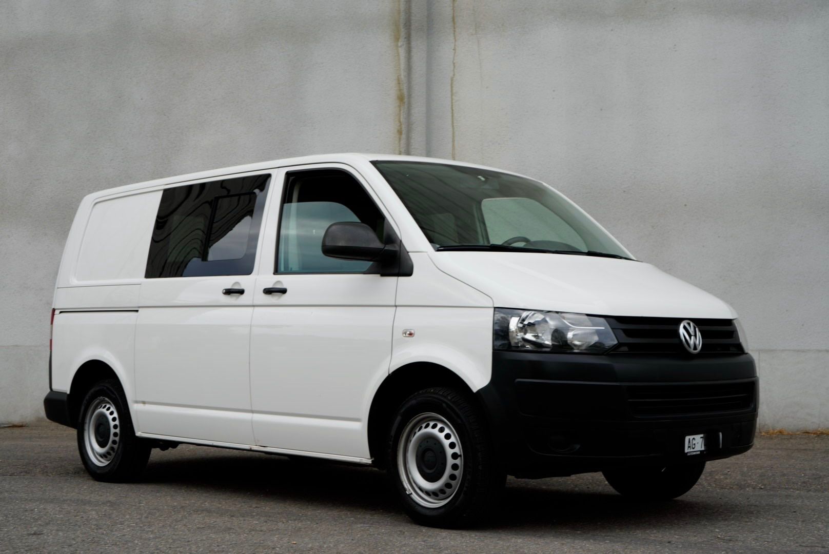 VW Véhicules utilitaires: Vw T5 Camper 2l TDI – D'occasion à Dottikon par nat_yhs9