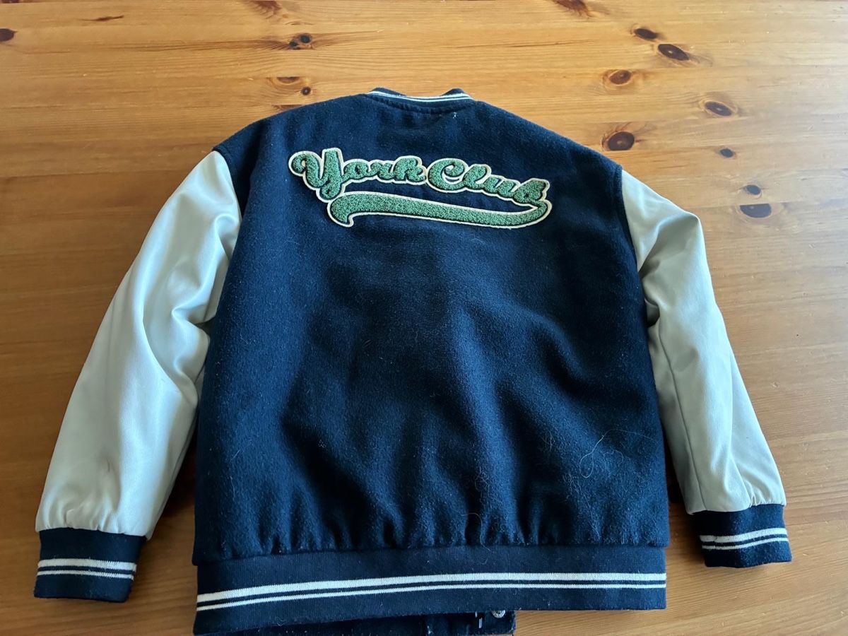 Giacche & Cappotti: Übergangsjacke Gr. 128, neuwertig  – Nuovo (secondo la descrizione) da Rotkreuz venduto da ZG6343 1