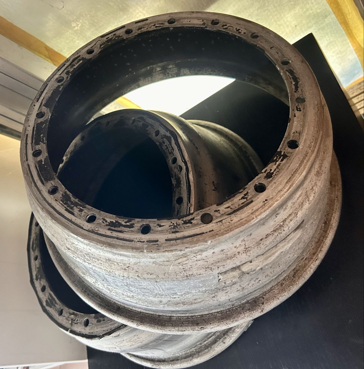 Felgen: Tonneaux jantes PLS – Gebraucht aus Fribourg von rs19