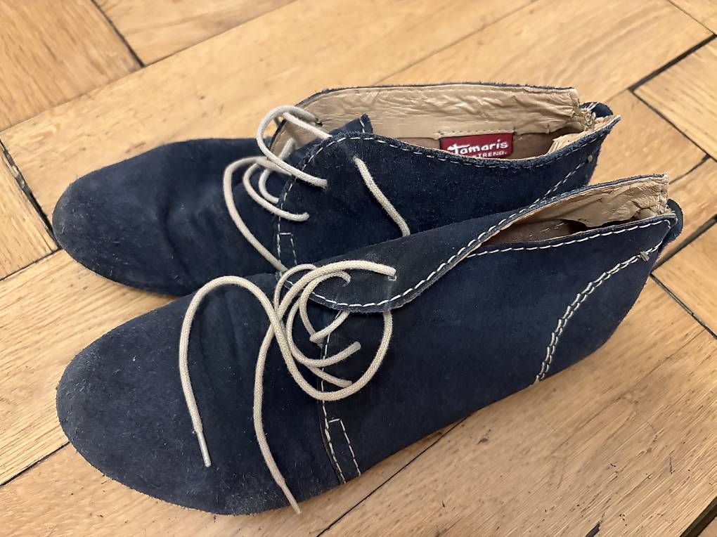 Scarpe da donna: Tamaris Leder Schuhe // Leather Shoes – Usato da Zürich venduto da ahe_7gq2 1
