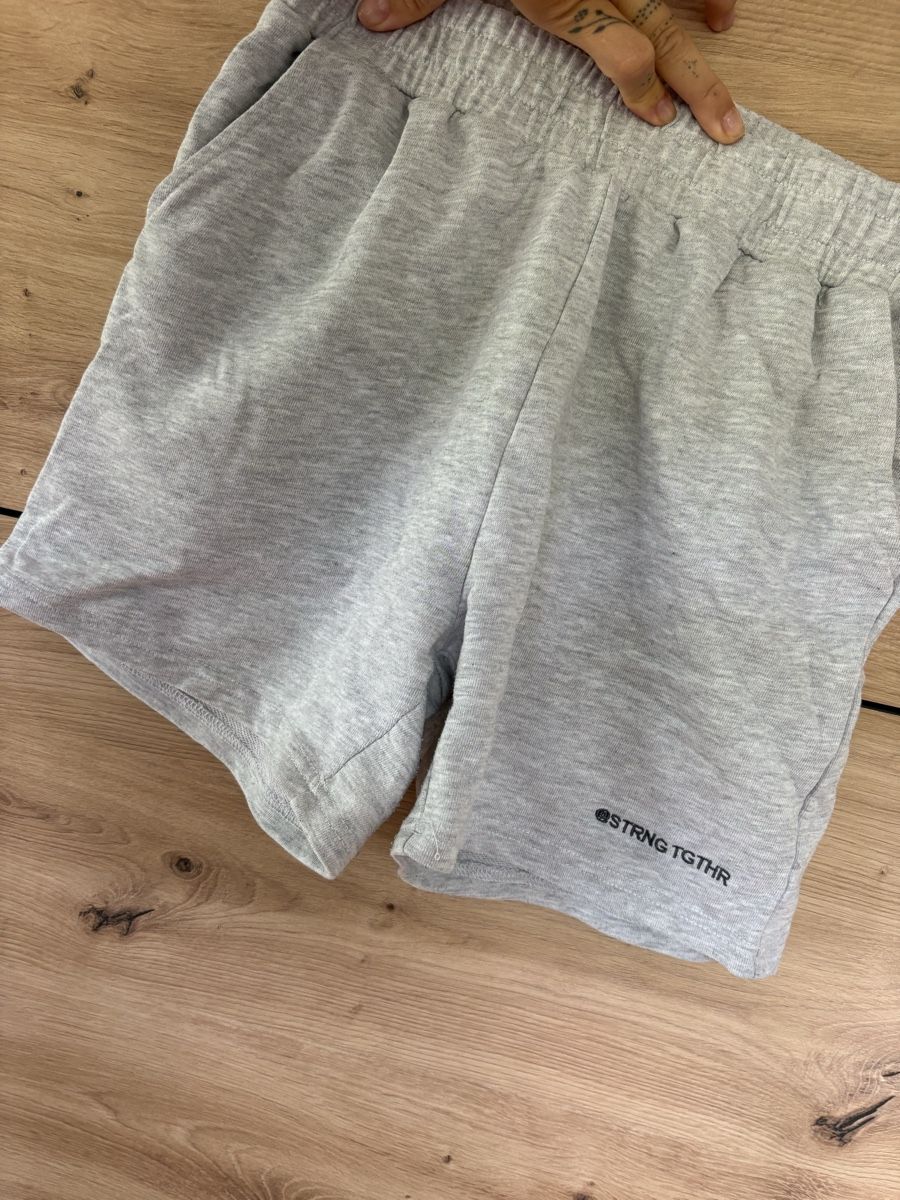 Hosen: Kurze Baggy Trainerhose – Neu (gemäss Beschreibung) aus Spiez von Michaela333
