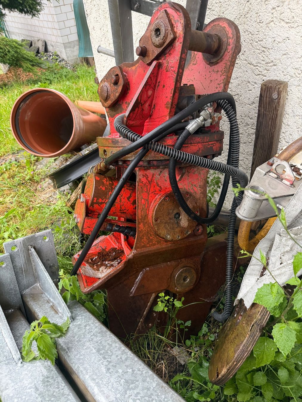 Tutti gli attrezzi: Betonbeisser – Usato da Oberurnen venduto da quattroturbo