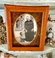 ANTIKES KLEINES FOTORÄHMCHEN AUS HOLZ