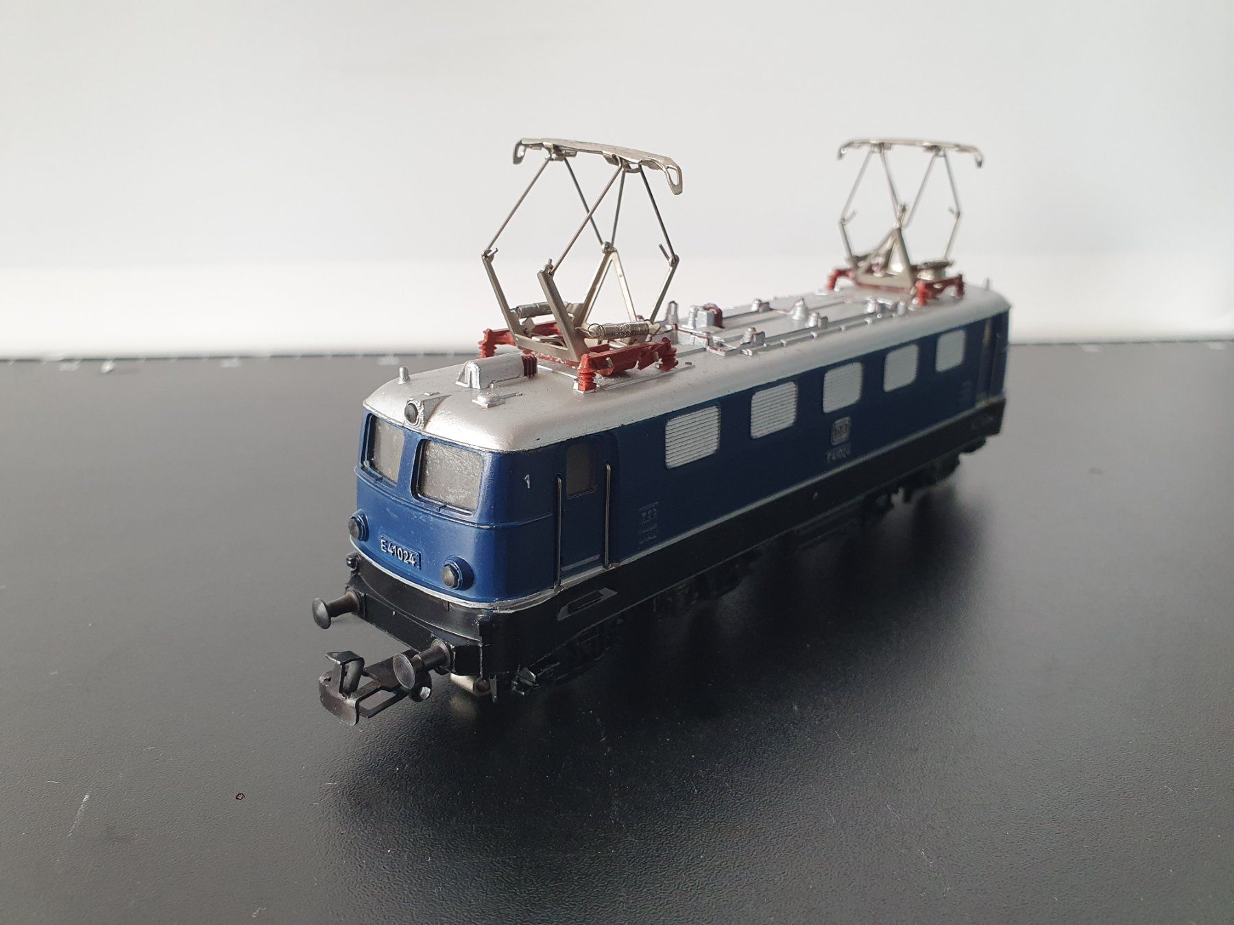 Märklin Modellini di ferrovie: MÄRKLIN: DB E-LOK BR E41 BLAU GUSSMODELL 3034 OVP – Usato da Biglen venduto da taunus82