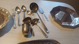 Lot diverse Artikel  Besteck Schalen  versilbert 