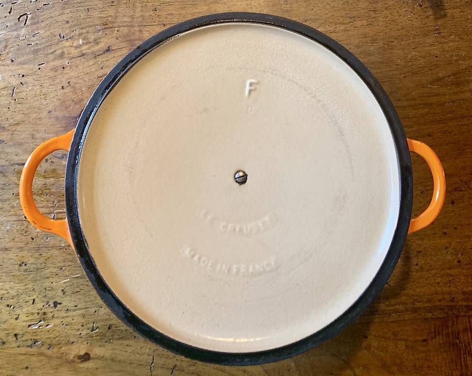 Le Creuset Töpfe: Cocotte le Creuset 26 cm – Gebraucht aus Montreux von Barber_Swiss_Vintage 3