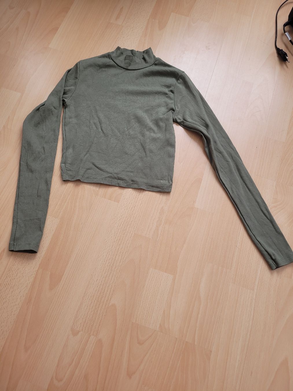 Maglioni & Felpe: Pullover gr. M – Usato da Inwil venduto da Flower2325