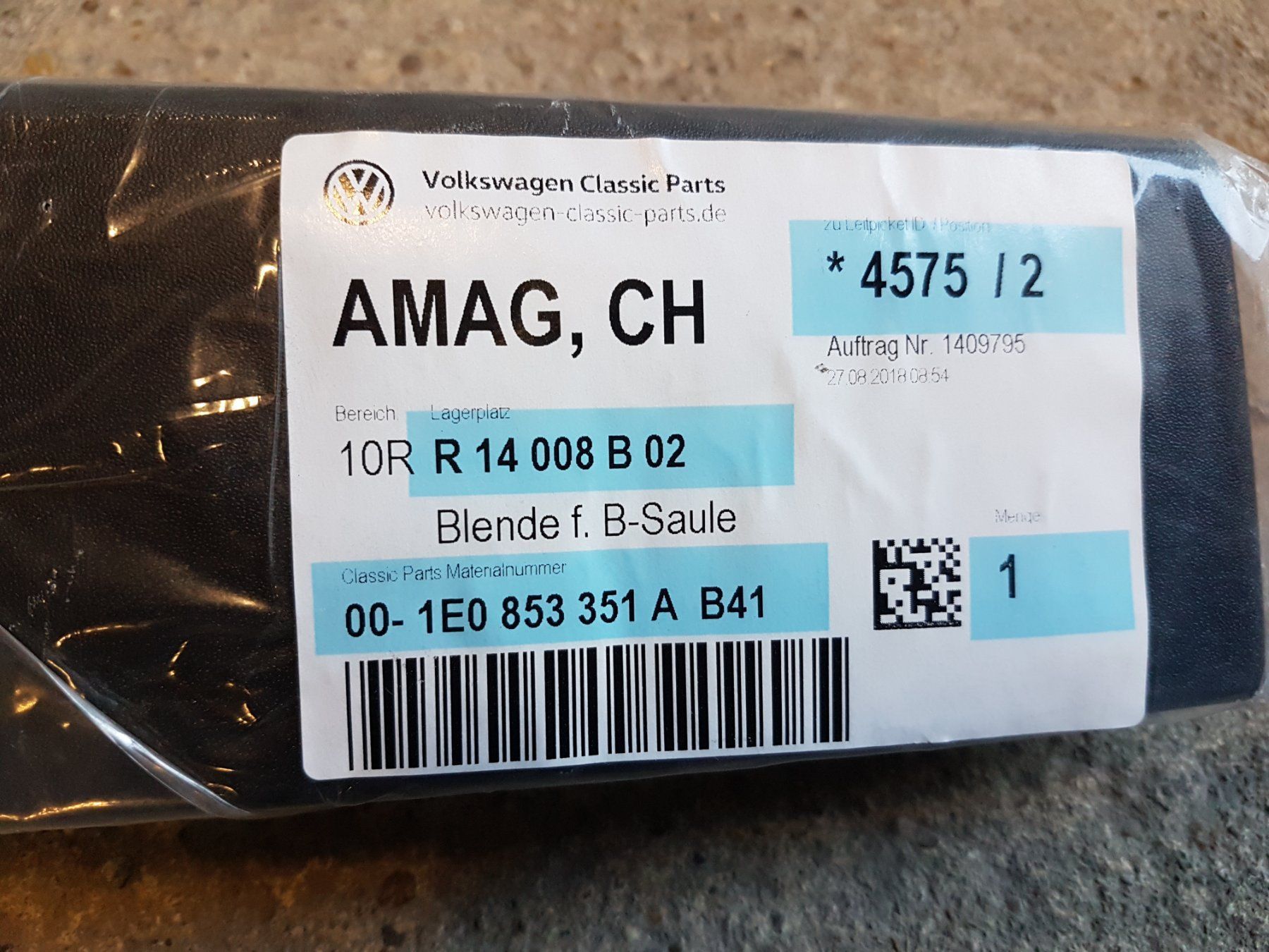 Volkswagen Sonstiges Fahrzeugzubehör: VW Golf 3 Cabrio Verkleidung B-Säule Links – Neu und originalverpackt aus Lützelflüh-Goldb von Guemseli 3