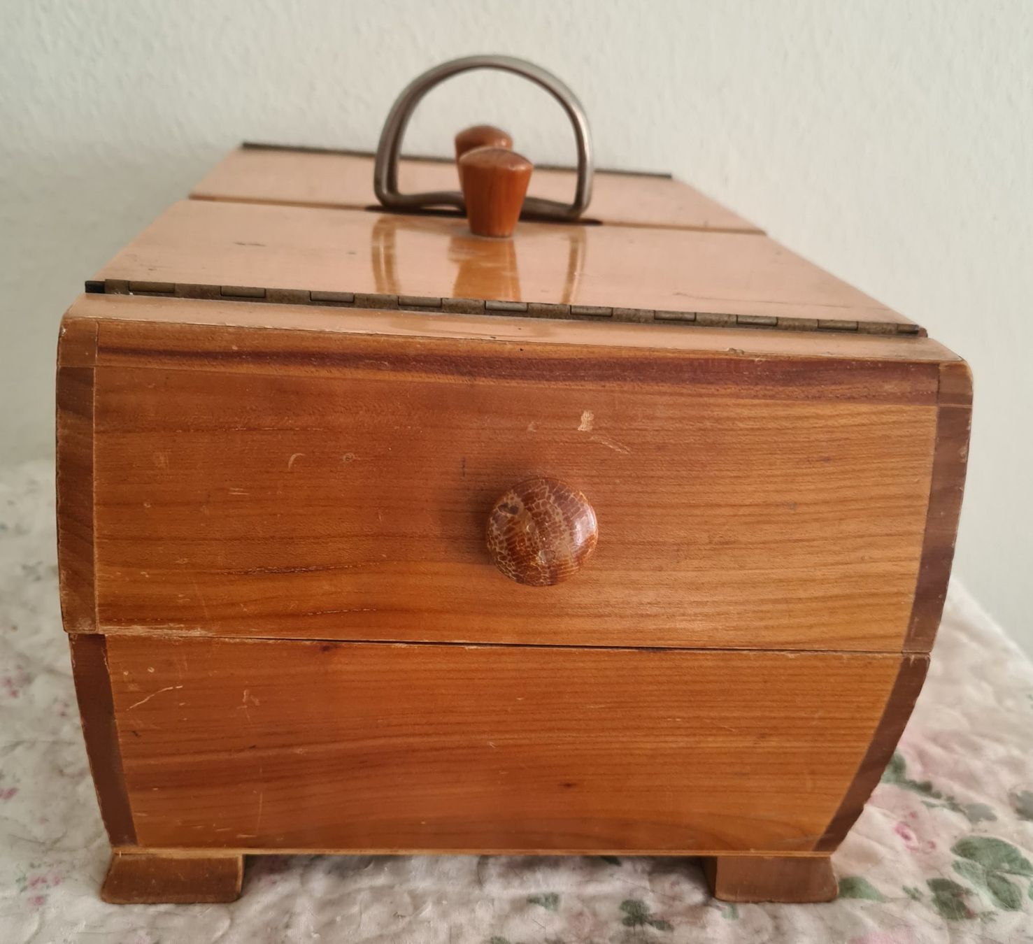 Sonstiges zum Basteln & Handarbeiten: Antikes Nähkästchen Holz 1950 – Gebraucht aus Winterthur von bibummi 2