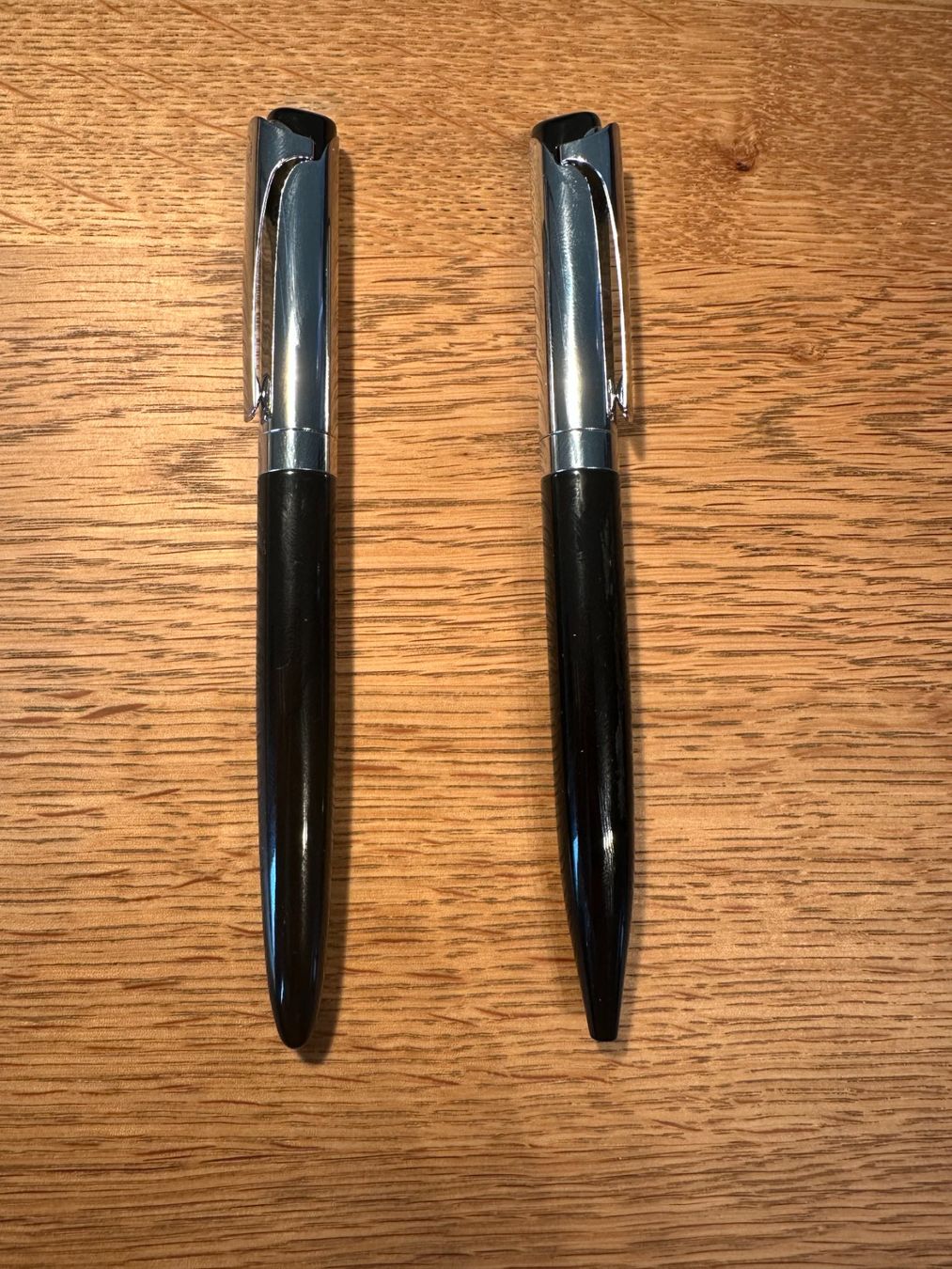 Penna & Evidenziatori: eleganter Füller und Kugelschreiber mit gleichem Design – Usato da Goldach venduto da Nekiii