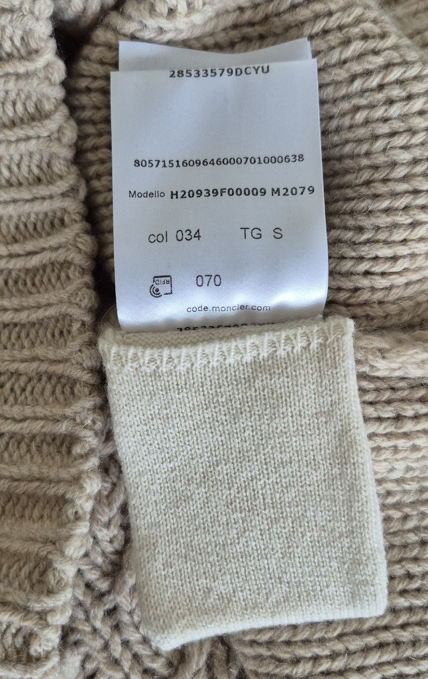 Moncler Pulls & Sweat-shirts: MONCLER Damenpullover – Neuf (Voir description) à Schaffhausen par Captancemo 6