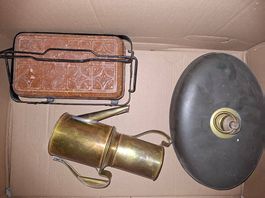 Divers objets d'époque