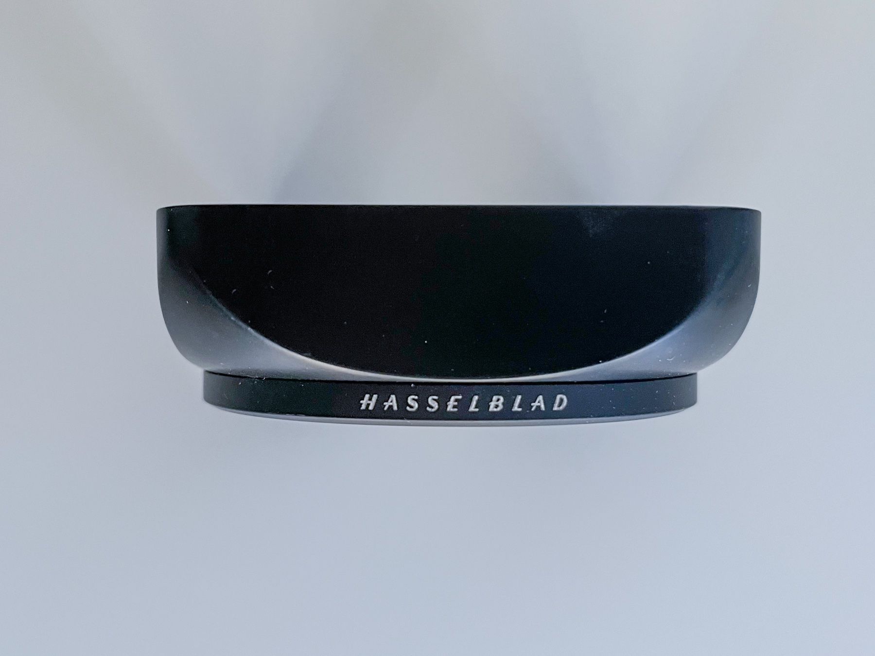 Hasselblad Obiettivi: Hasselblad Gegenlichtblende für Weitwinkelobjektive V-System – Usato da Bern venduto da Wstraub