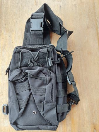 Sling Bag - Umhängetasche, neu, vielseitig nutzbar!
