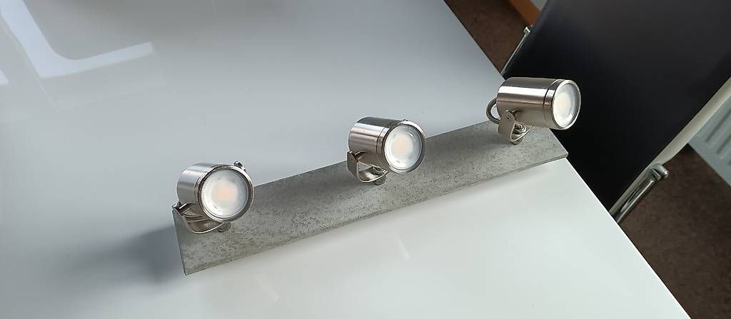 Lampade: Lampe Spot LED triple  – Usato da Le Noirmont venduto da jer_jzh5