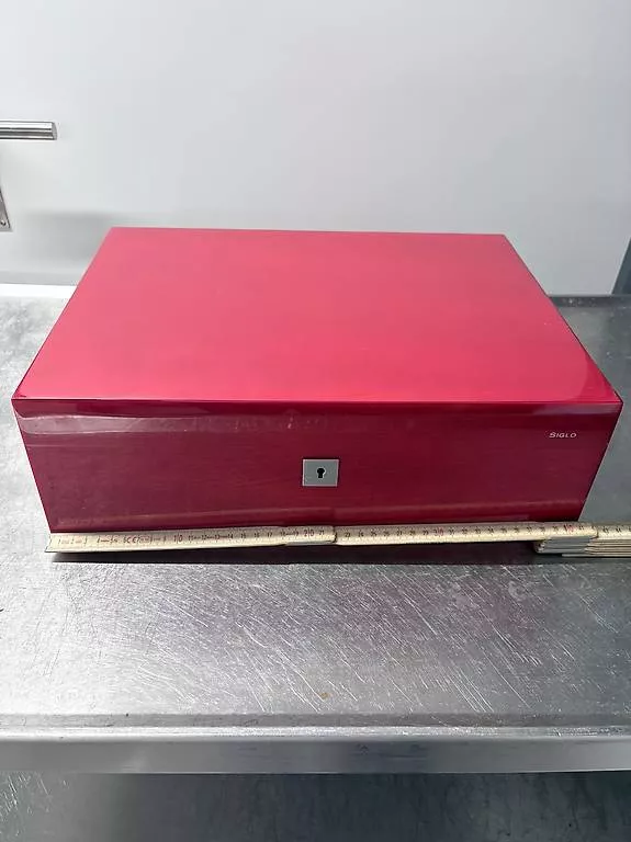 Humidore: HUMIDOR – Gebraucht aus Altnau von ja__2m99