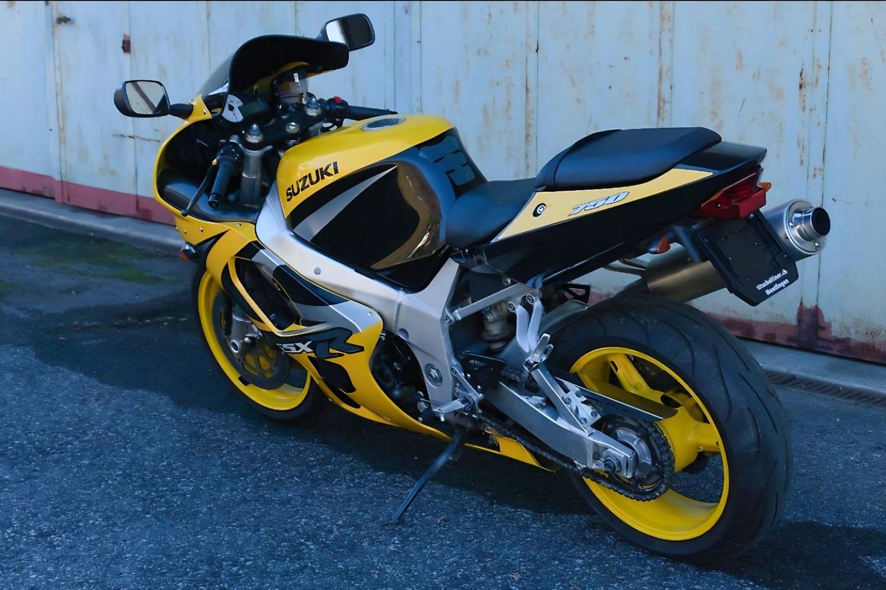 Suzuki Route: Suzuki GSX-R 750 – D'occasion à Purasca par Scetro 3
