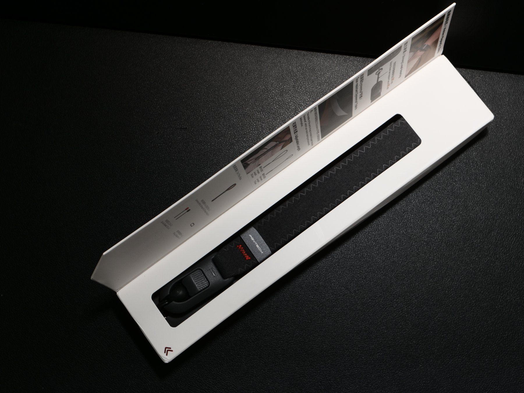 Fotocamera: Pgytech Camera Wrist Strap Air – Nuovo e nell'imballaggio originale da Belfaux venduto da mca_g5tw