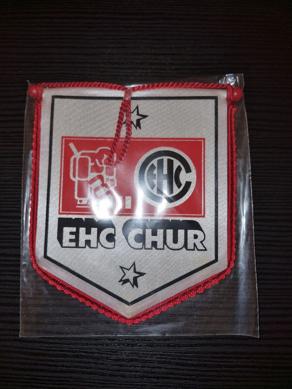 Toutes les décorations: EHC CHUR  – Neuf avec emballage d'origine à Chur par Beimirhates