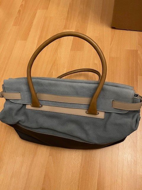 Furla Borse da donna: Furla Handtasche mit authenticity card wie neu – Usato da Wabern venduto da MagdalenaWabern 4