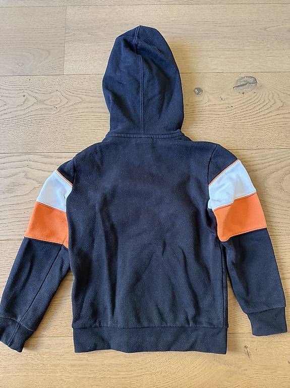 Maglioni & Felpe: Kapuzenpullover  – Usato da Basel venduto da Frani010 1