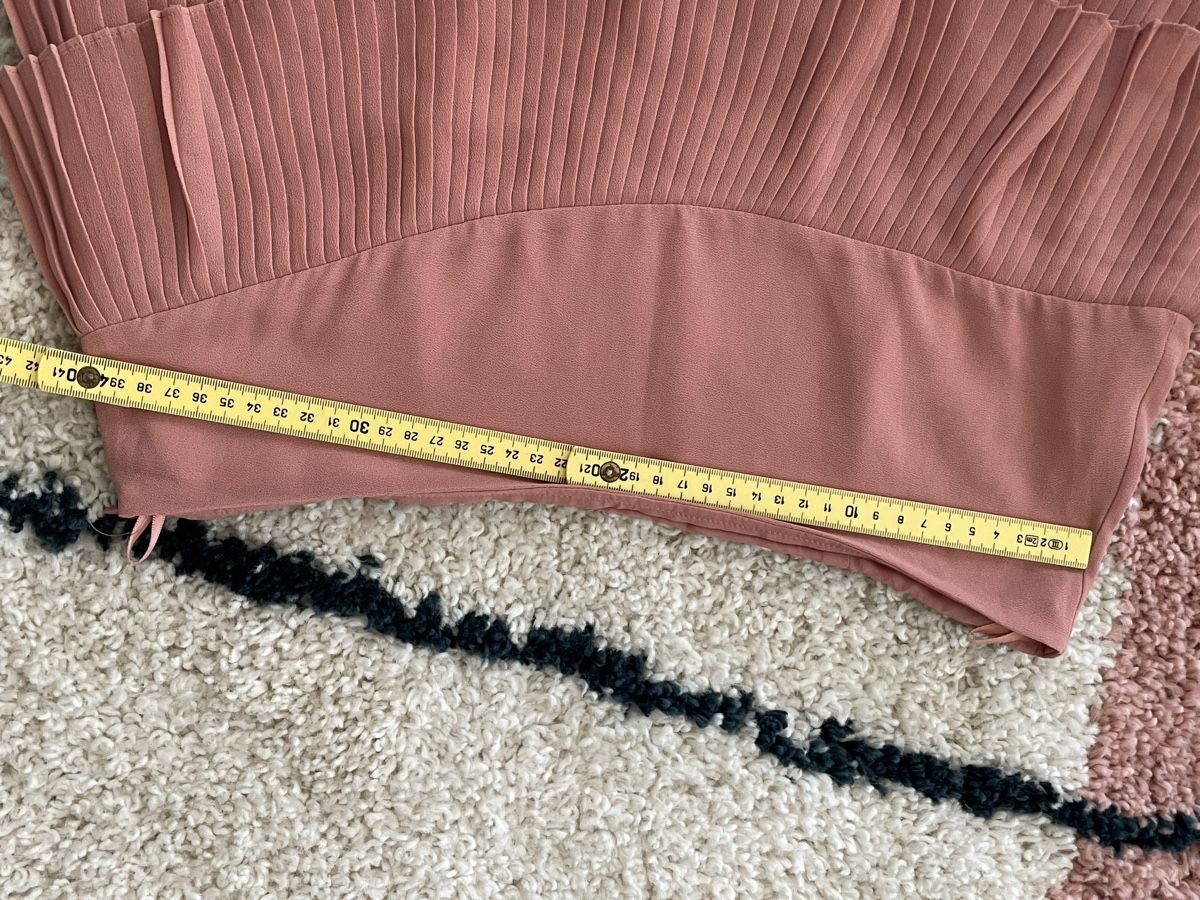 Sisley Röcke: Sisley pleated skirt pink size S – Gebraucht aus Richterswil von Prangins9 3