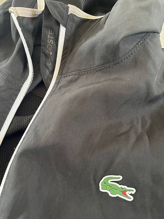 Vestes: Lacoste K-way. Noir – D'occasion à Confignon par MVAR 2