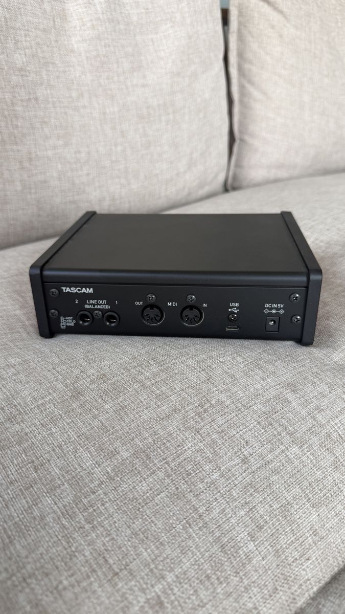 Studioequipment: Tascam US-2x2HR audio interface – Gebraucht aus Wettingen von Seboian 2