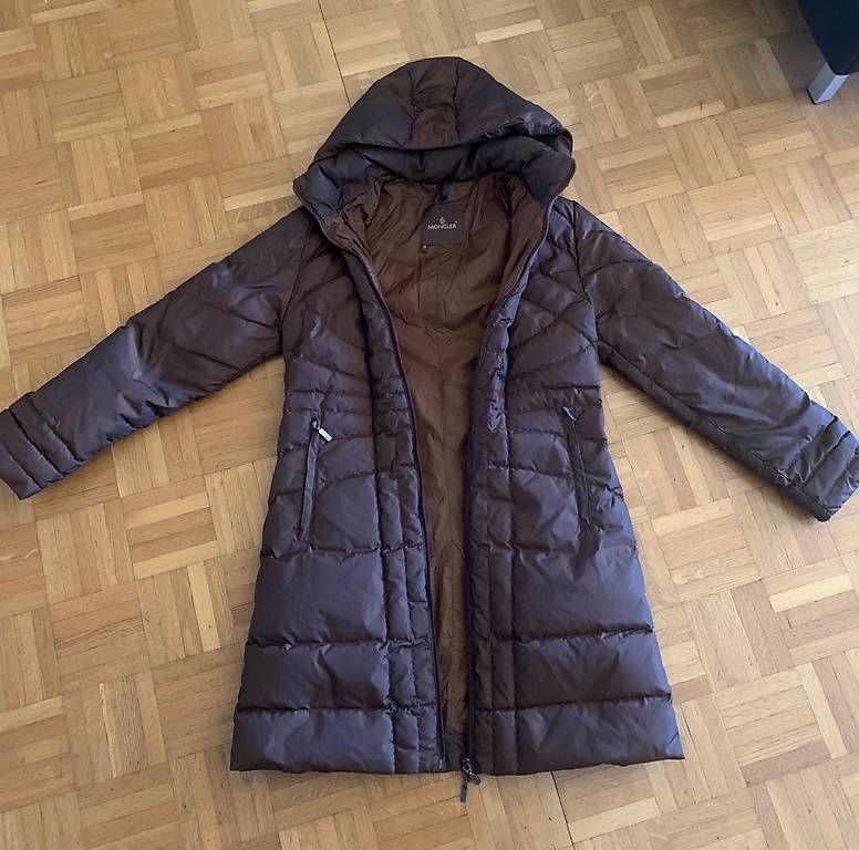 Mäntel: Daunenmantel Moncler – Gebraucht aus Bern von Nici2210
