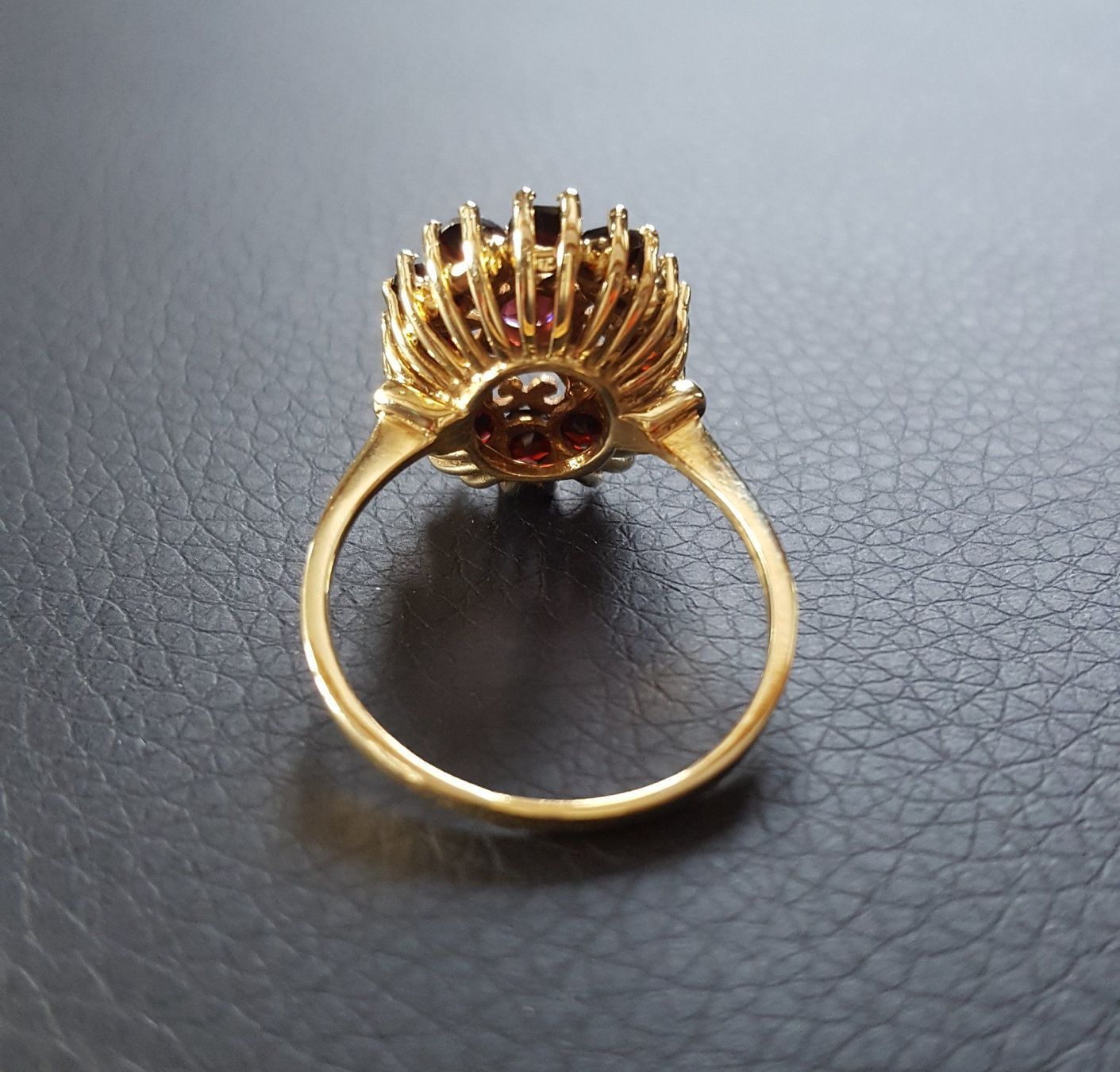 Anelli: Gold 585 Massiv Ring Mit Granaten – Usato da Wald ZH venduto da Dasilver 3