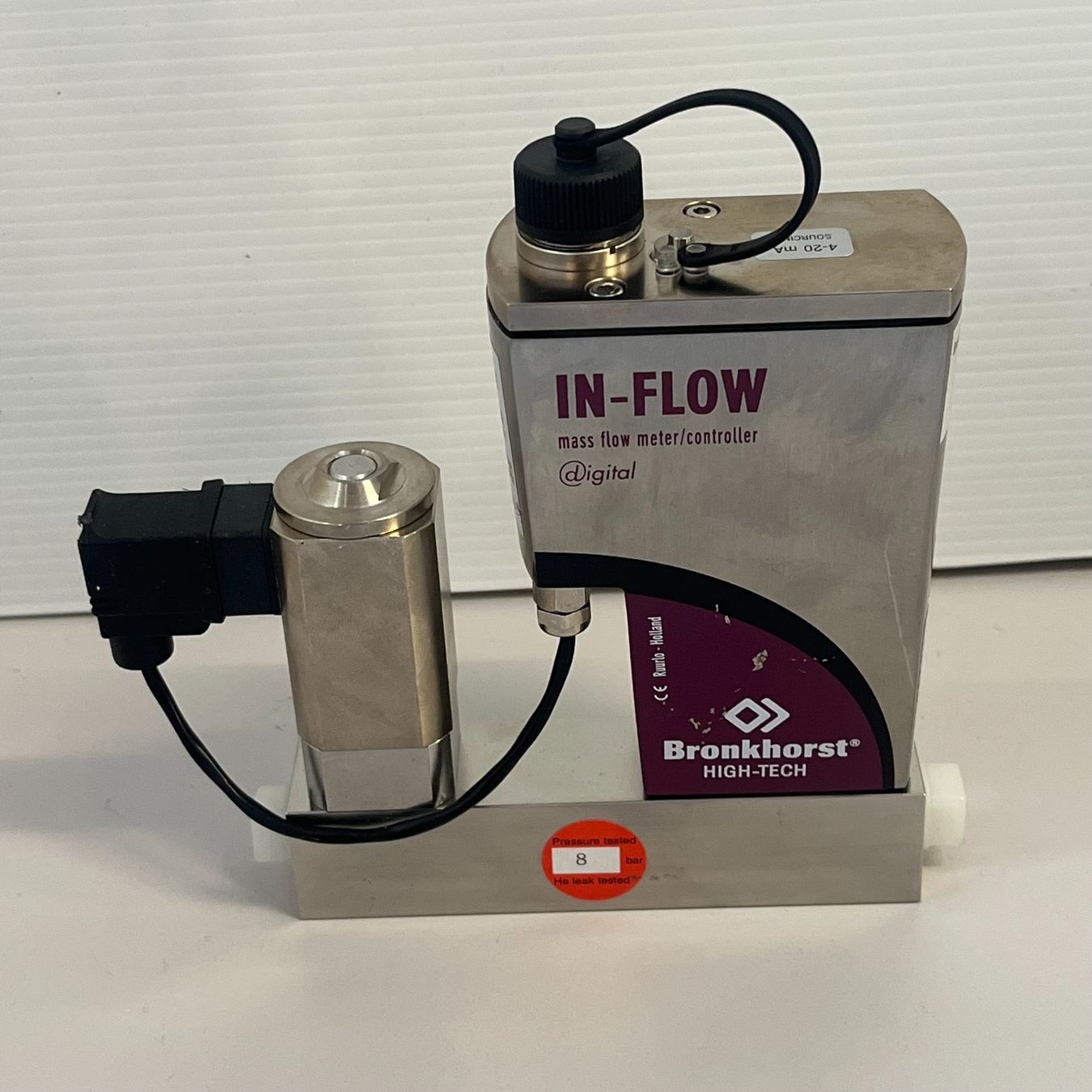 Accessori da laboratorio: Bronkhorst Mass Flow Controller F201 CI-AGD-00-Z – Usato da Niederdorf venduto da LeptonAG_Labor 4