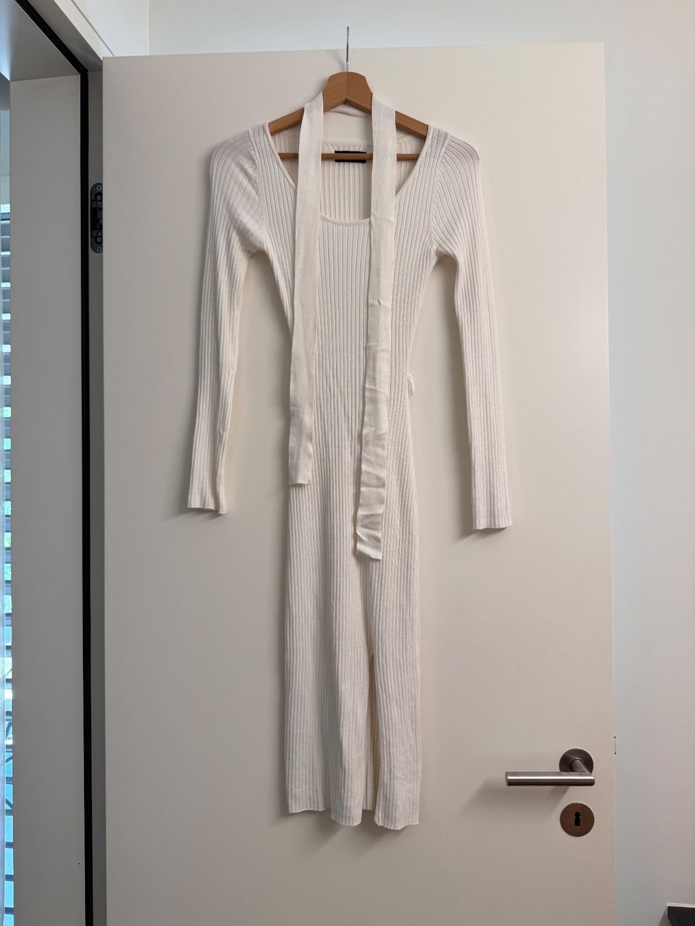 Kleider: Rippstrickkleid weiss Grösse S – Gebraucht aus Dietikon von dia_bkv5 3