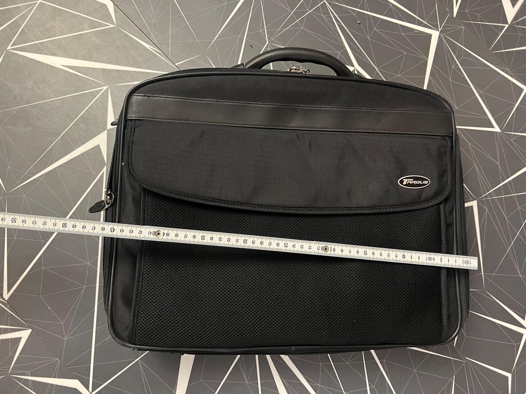 Valigie & Borse: Schwarze Aktentasche – Usato da Boningen venduto da LAZ 2