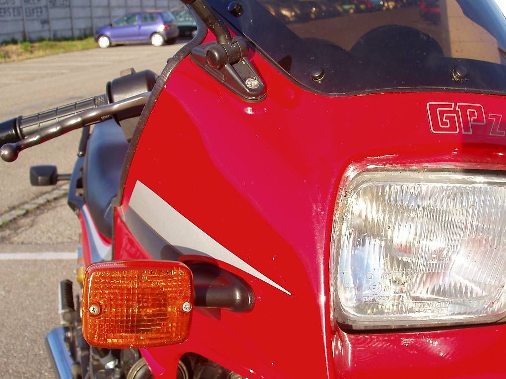Strada: Kawasaki GPZ 1100 A1 Unitrac 1984 – Usato da Basel venduto da Vfsteve 2