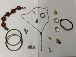 Lot de bijoux