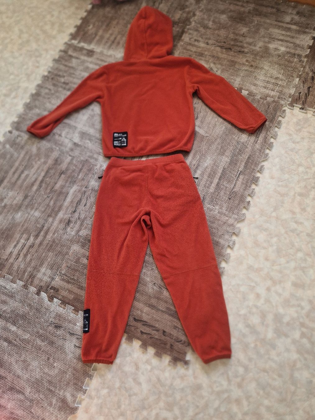 Jack Wolfskin Pullover & Sweatshirts: Trainer Jack Wolfskin – Gebraucht aus Triengen von KittyKat6