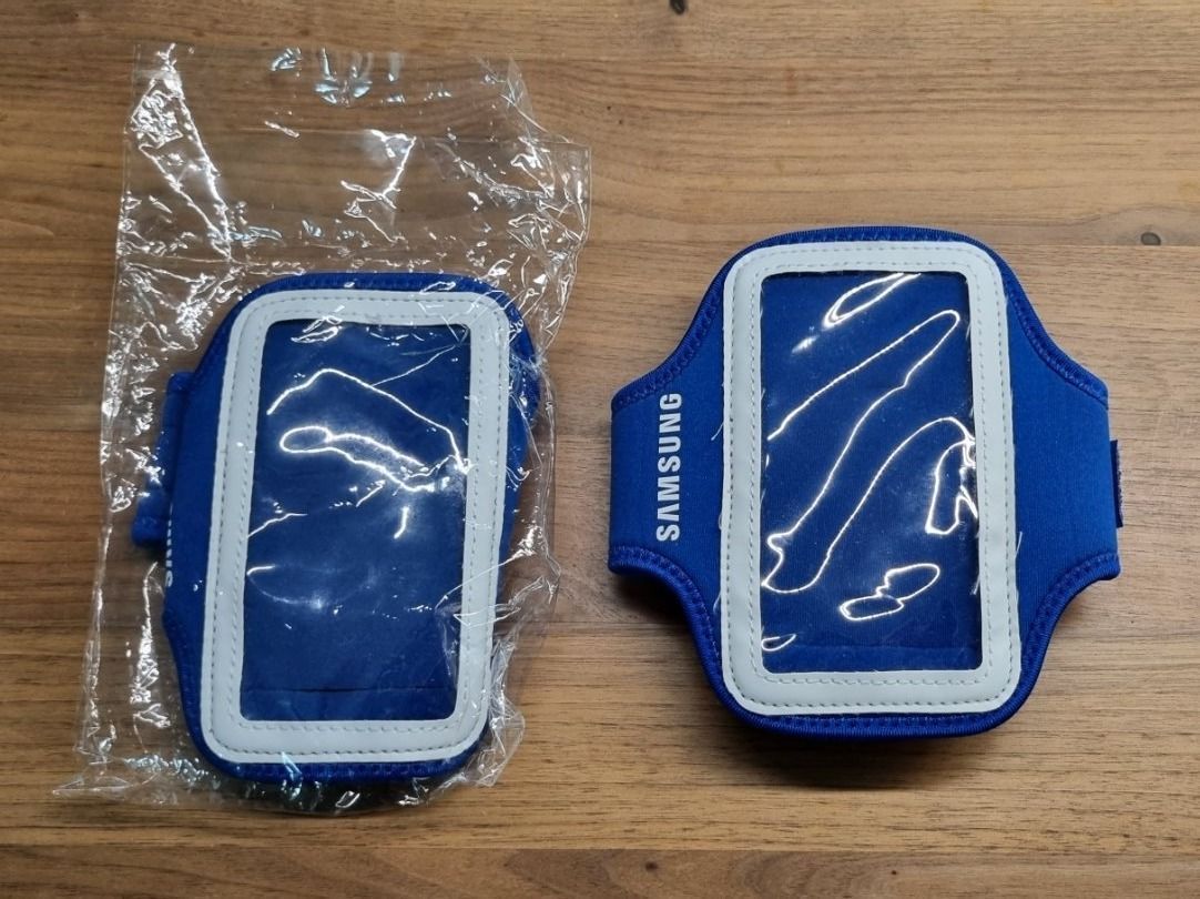 Samsung Covers & Schutzfolien: Samsung Mobile Joggingcover – Neu und originalverpackt aus Lachen SZ von LinDiscount