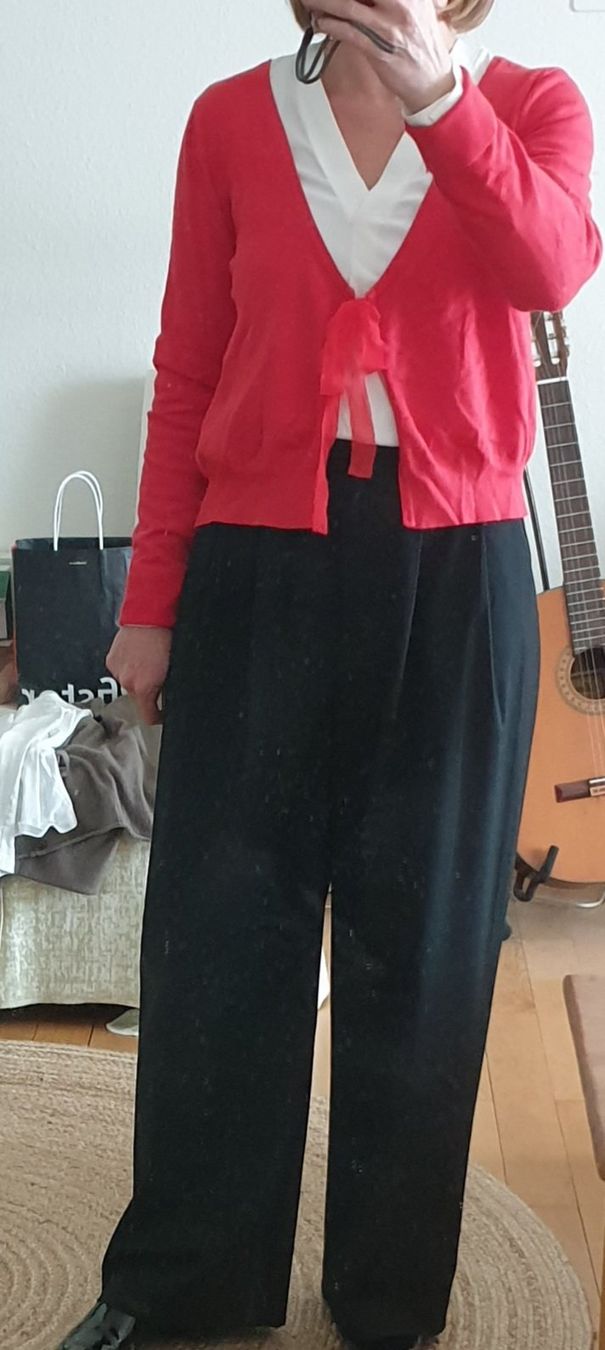 Maglioni & Felpe: Strickjacke von 3 Suisses, Gr. 36 – Usato da Basel venduto da Luzora