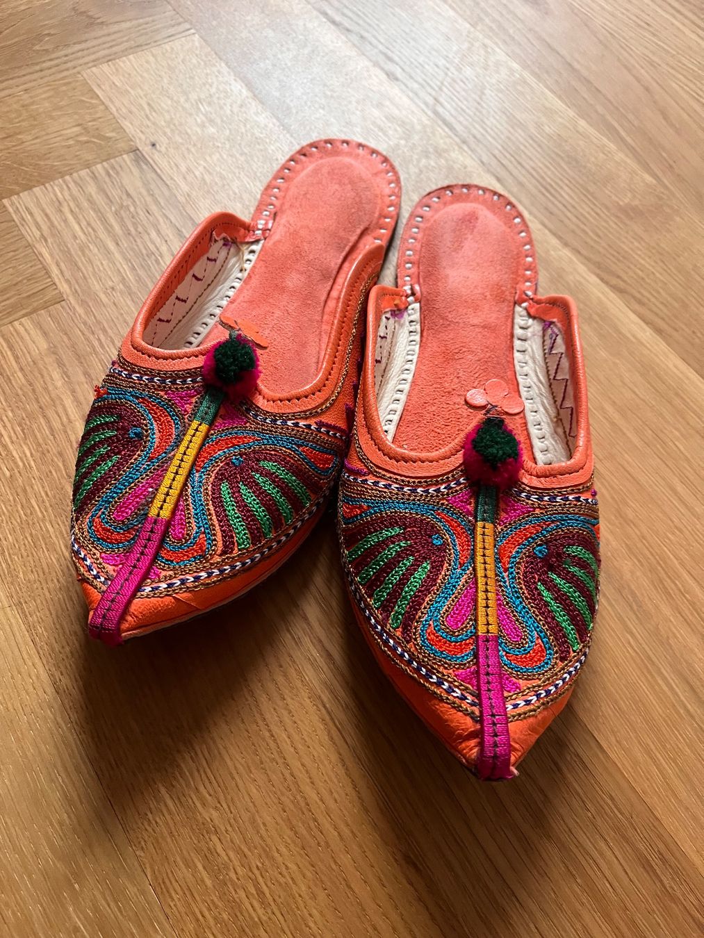 Damenschuhe: Orientalische Slippers/Finken – Neu (gemäss Beschreibung) aus Basel von oli_hpw7