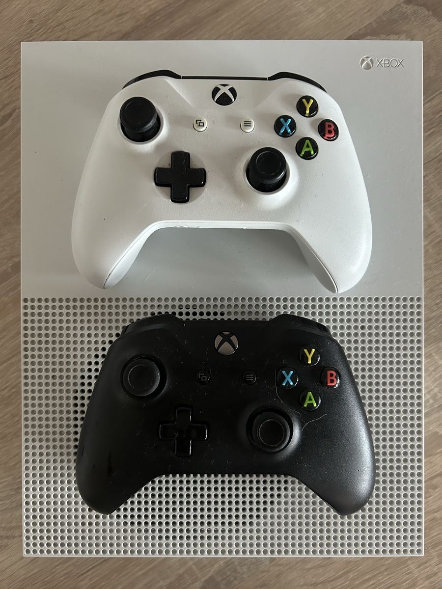 Microsoft Consoles: X Box One 1TB – D'occasion à Gondiswil par JLO26